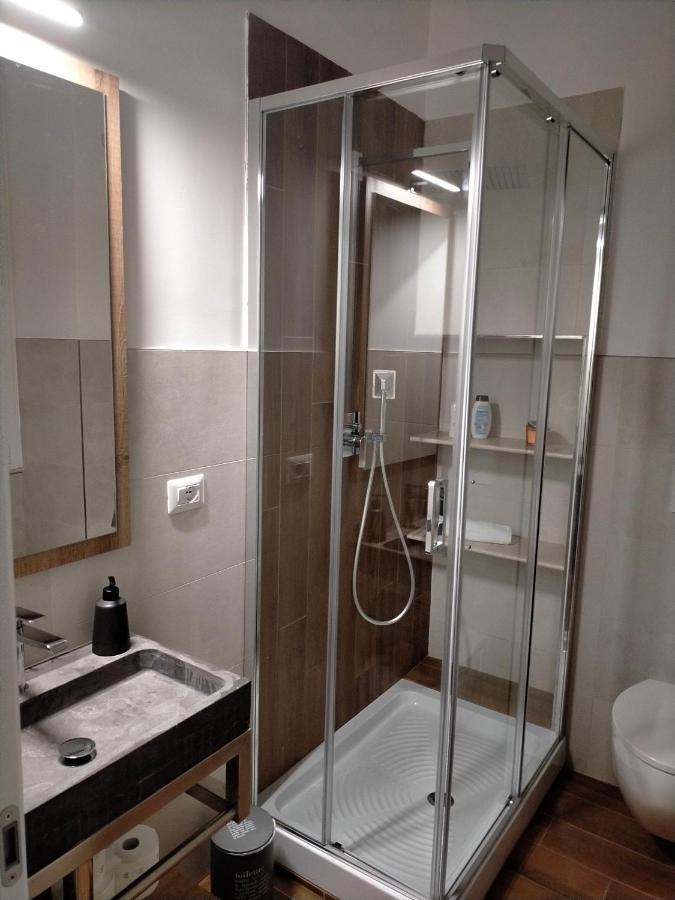 Red Roses Domus Appartement Rome